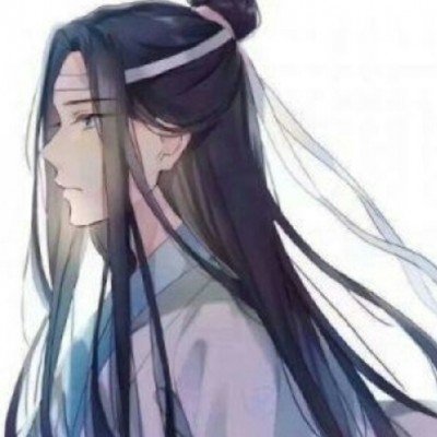 田地突塌陷出现坑洞